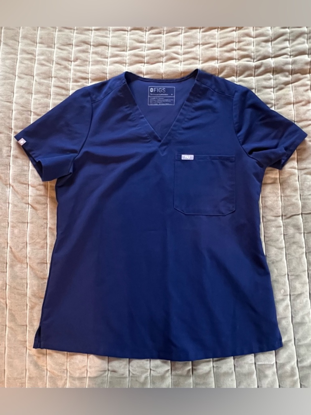 Figs Navy V-Neck Scrub Top Technical Collection Size Medium